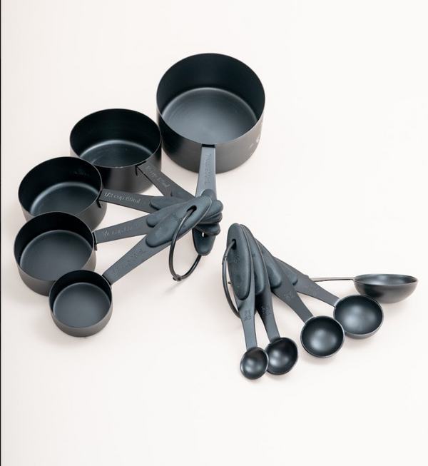 Set de tazas y cucharas medidoras WL
